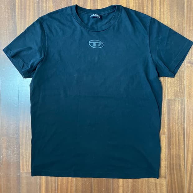 디젤 반팔 블랙