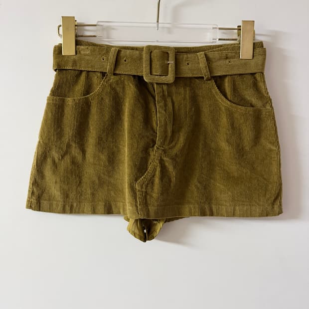 새상품 여자 코듀로이 벨트 스커트 S