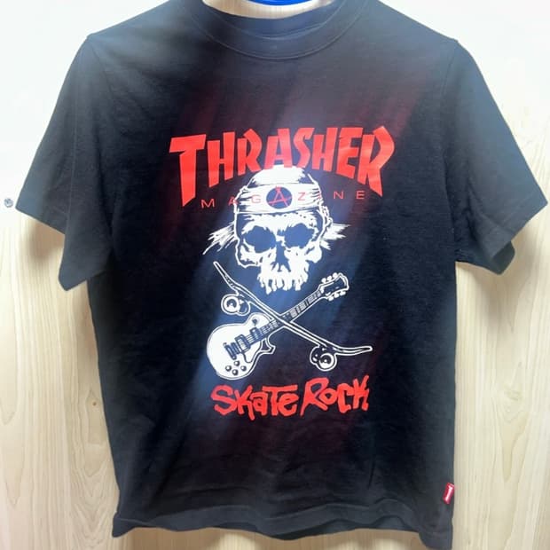 트레셔 스케이트락 스컬 반팔티 블랙 thrasher