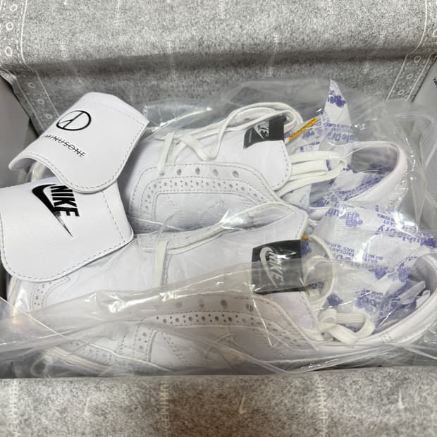 나이키 피스마이너스원 권도1 270