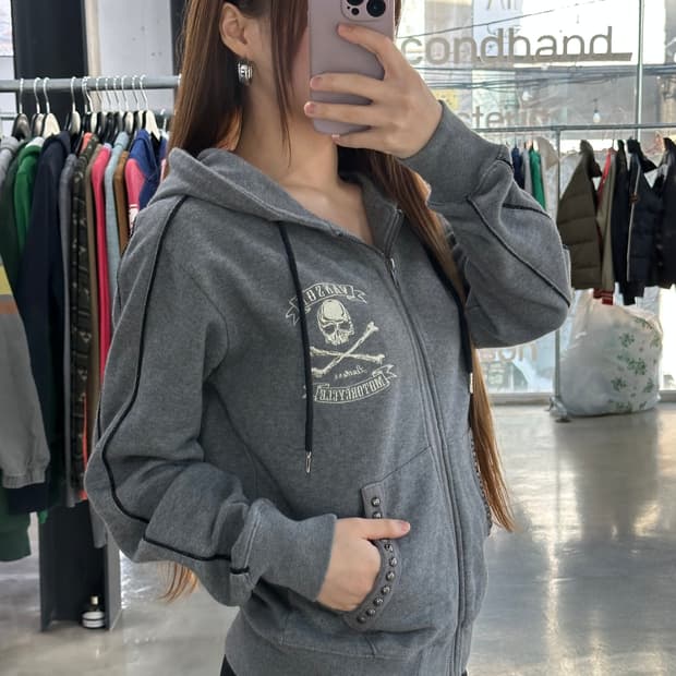 벤슨 스터드 라인펄블랙 스컬 후드티