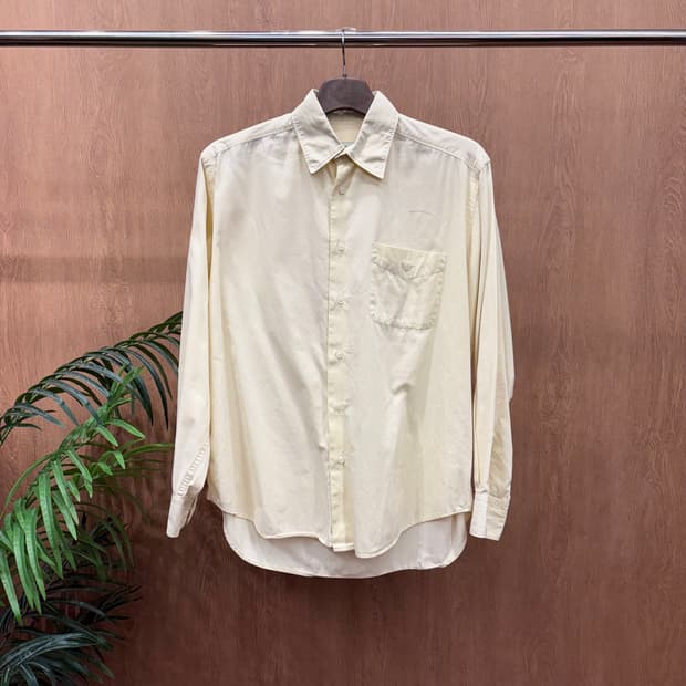 엠포리오 아르마니 코튼 긴팔 셔츠 클래식 스탠다드 카라 디테일 옐로우