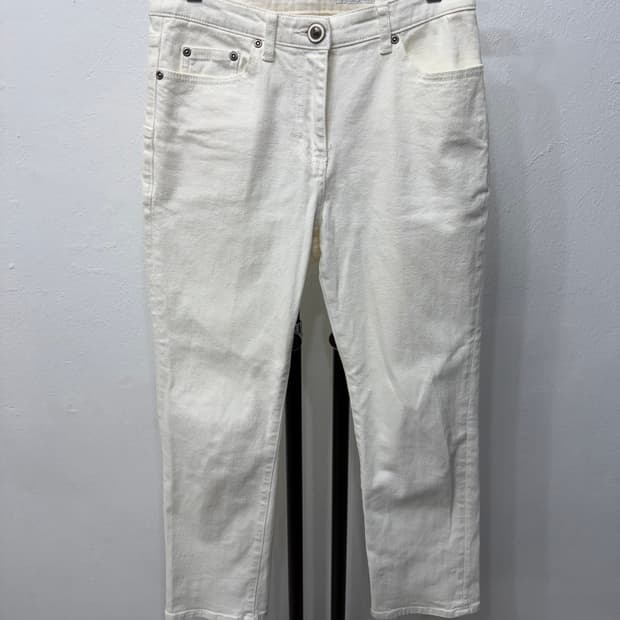 정품) 타임 한섬 20ss 화이트 큐빅로고 데님 팬츠 64(28-29)