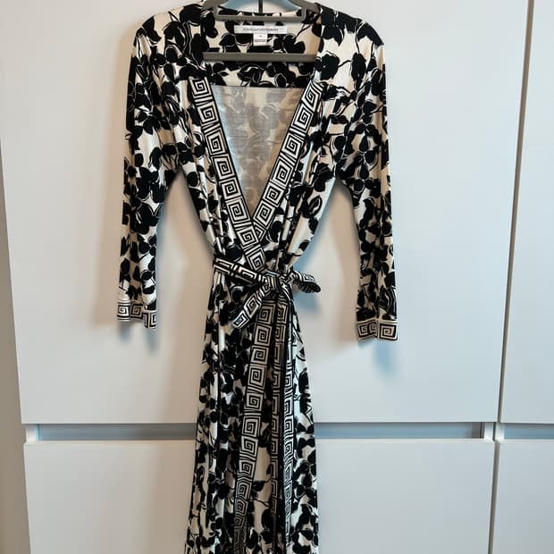 DVF 다이앤본퍼스텐버그 정품 랩 원피스