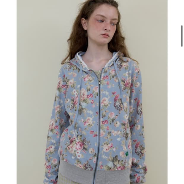 노컨텐츠 234. Flower Lace Zip-up _ skyblue