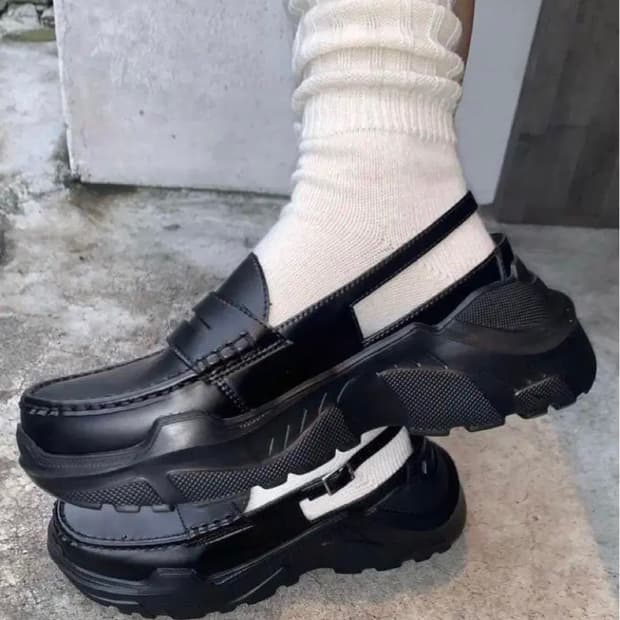 아키코아오키 데미 폭스 레더 블랙 37(240-245) 