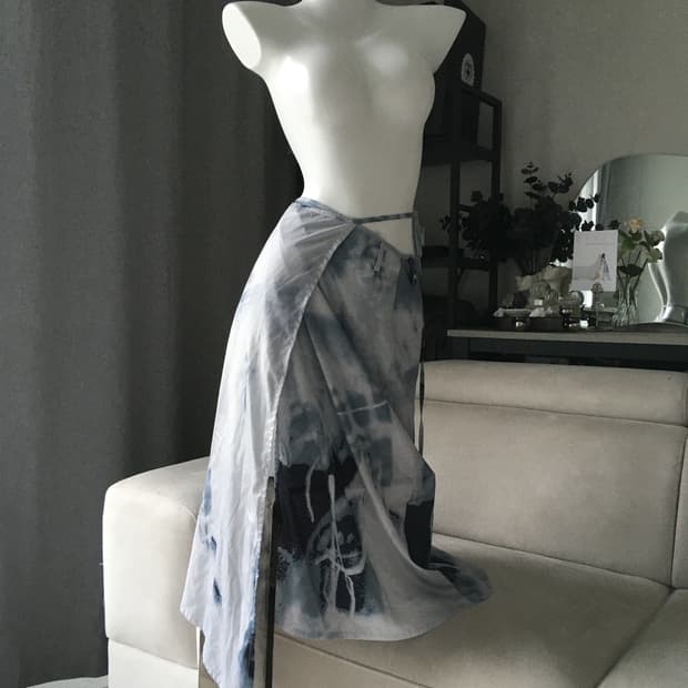 ༒ blue irregular printed wrap skirt