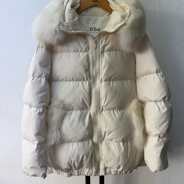 정품) O2nd 오즈세컨 한섬 폭스퍼 패딩 82