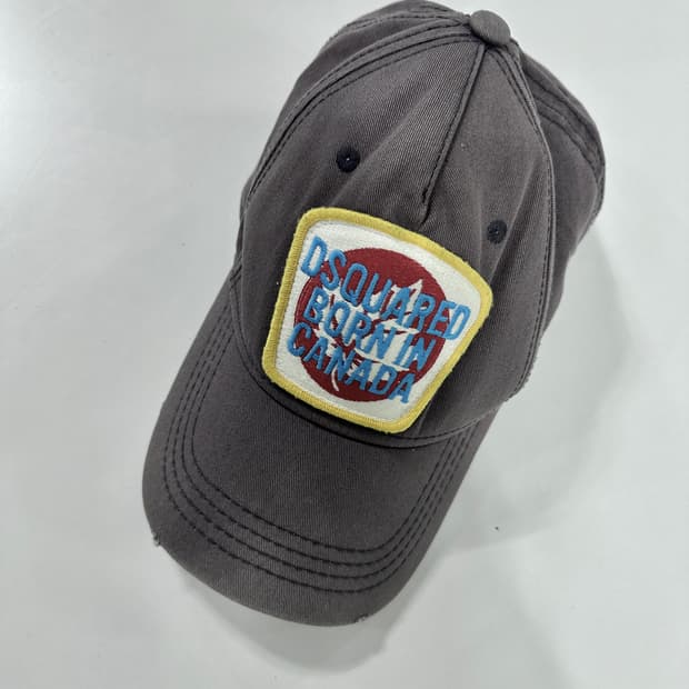 디스퀘어드2 데미지 캐나다 볼캡