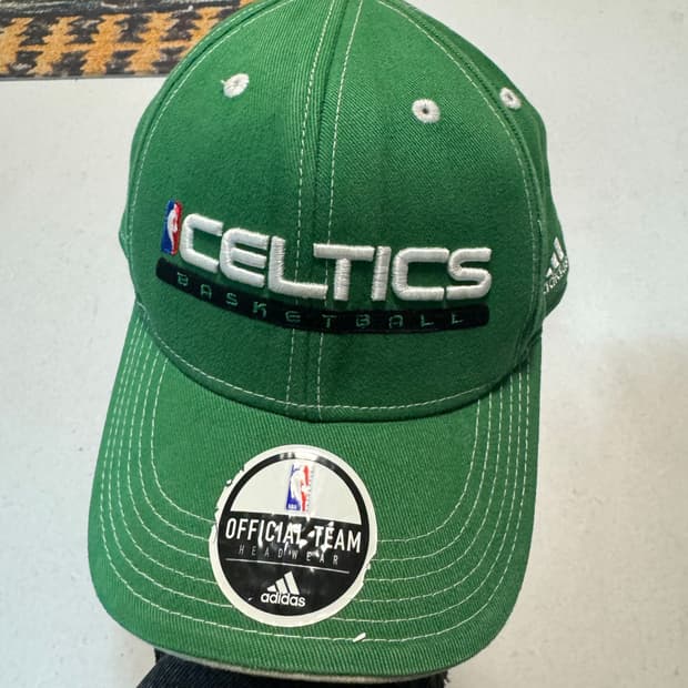 아디다스 nba 셀틱 빈티지 농구팀 볼캡 모자 스냅백 그린 트러커캡