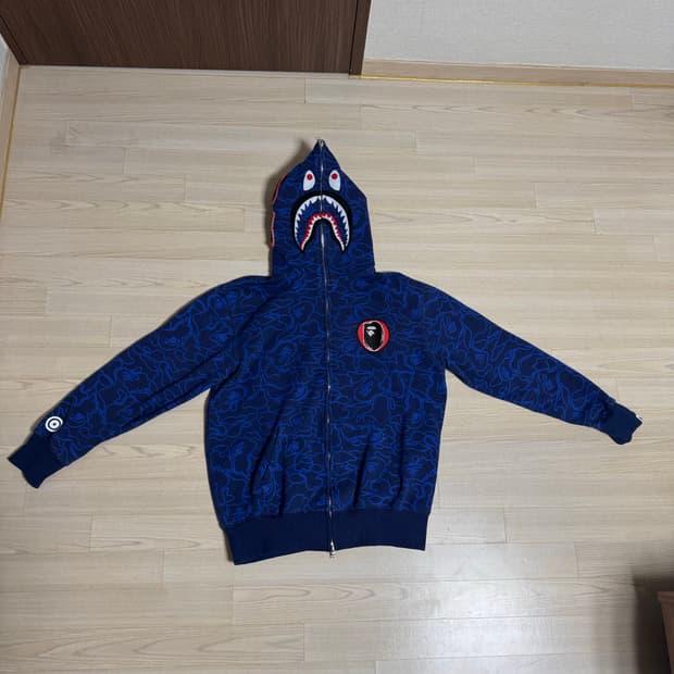 30주년 한정판 베이프 후드집업