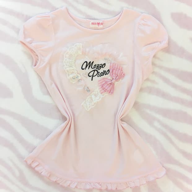 메조피아노 베이비핑크 프릴하트 리본 탑 쥬얼 반팔티셔츠 히메갸루 조지후쿠