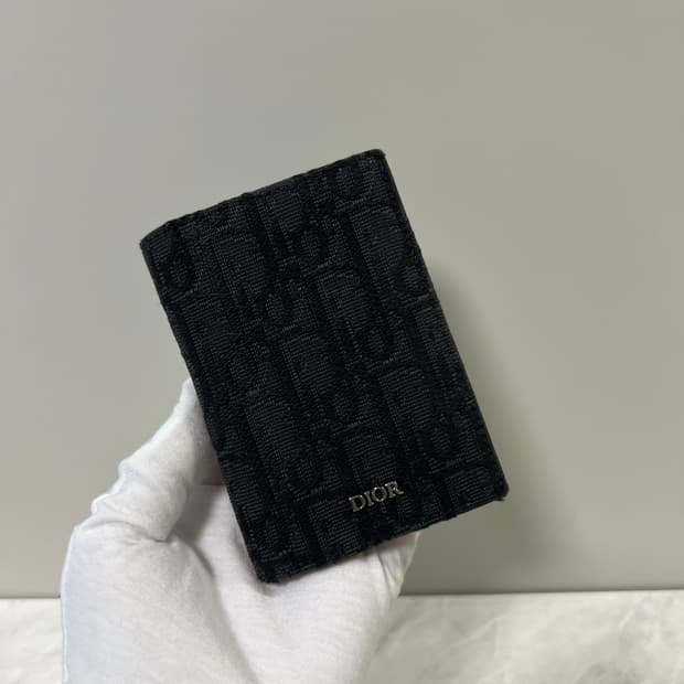 디올 오블리크 오거나이저 지갑