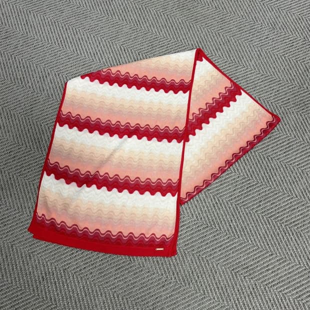 미쏘니 에스닉 물결 머플러 v1543