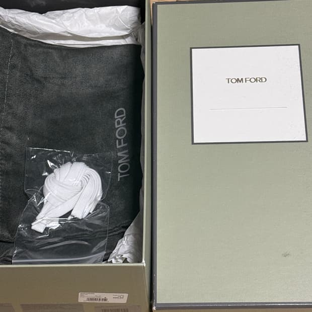 톰포드(TOMFORD) 바니스터 스니커즈