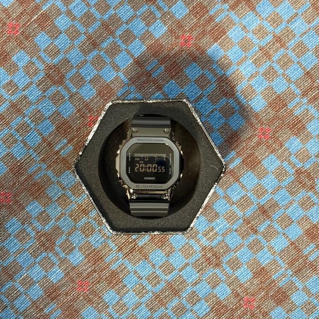 카시오 지샥 GM-5600UB-1