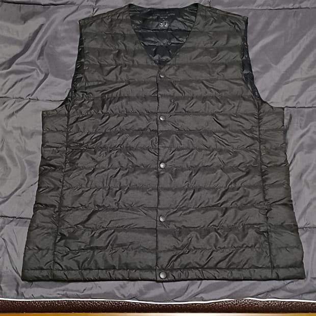 폴햄 구스경량조끼 실측100 가슴55 기장68