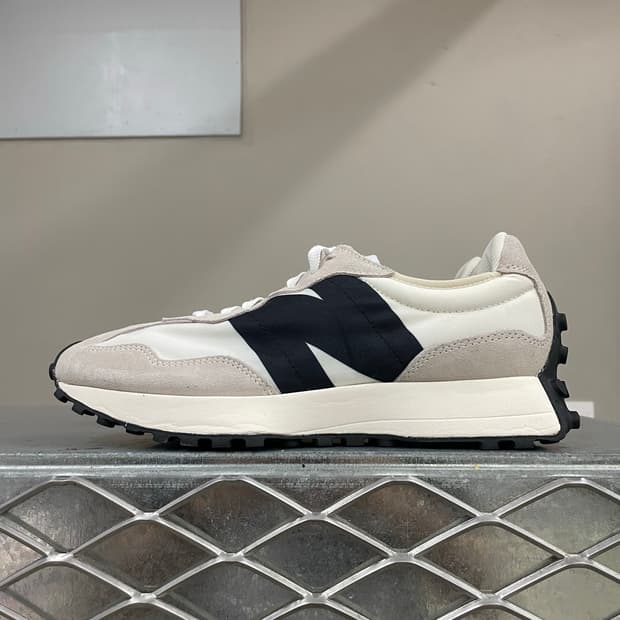 뉴발란스 327 씨솔트 블랙 275