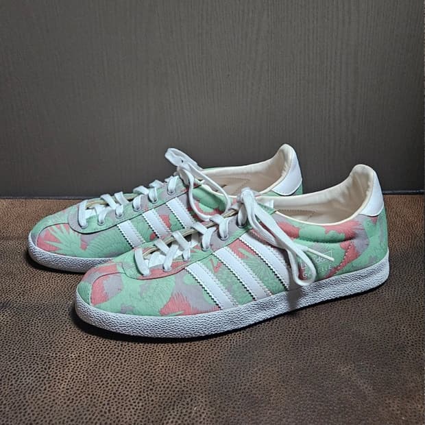 아디다스 플로럴패턴 가젤 235mm