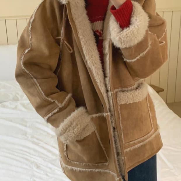 BREATHE 브리드  무스탕