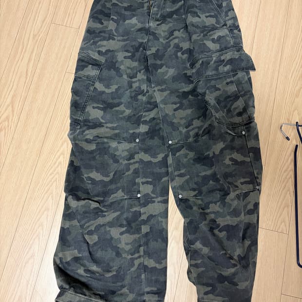 어반드레스 바지