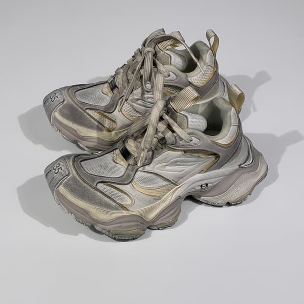 발렌시아가 카고 스니커즈 라이트 베이지 35사이즈