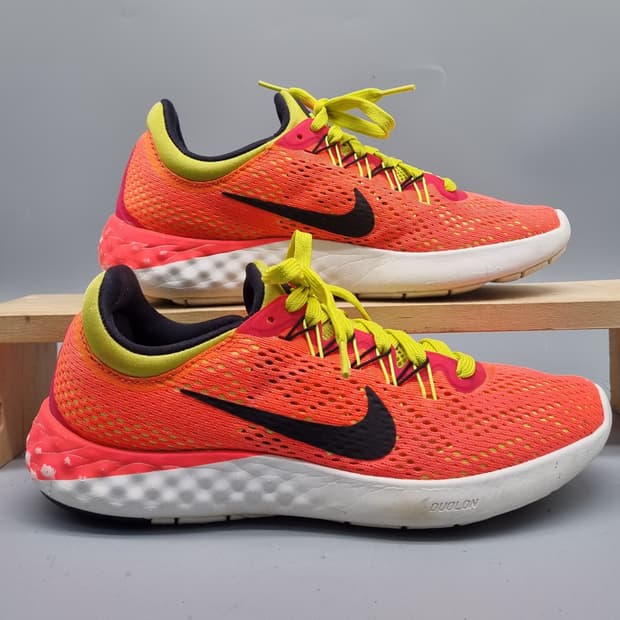 나이키 테일윈드9 여성런닝화250