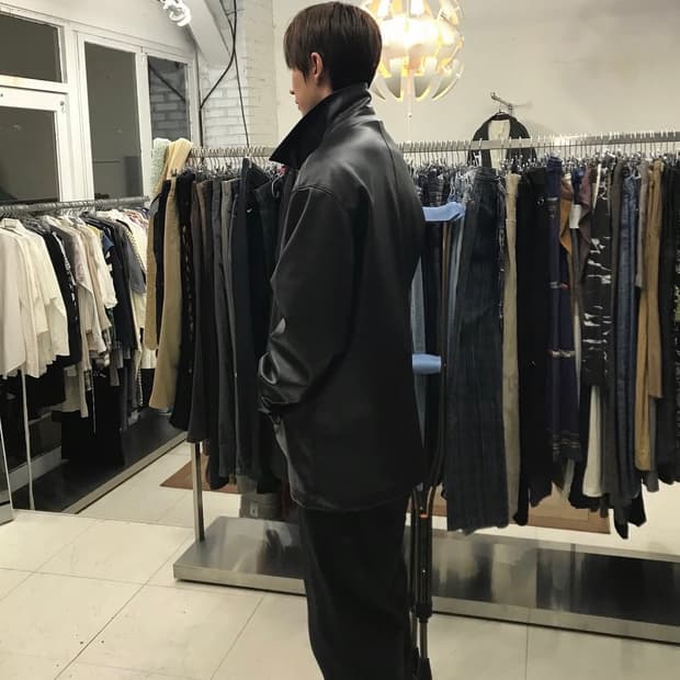 (착샷) 무신사스탠다드 레더 카코트