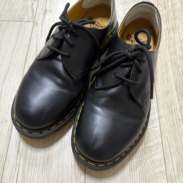 닥터마틴 1461 3홀 스무스 260