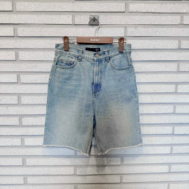 렉토 청 반바지 워싱 밑단 데미지 디테일