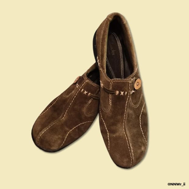 CLARKS MARY JANE BROWN