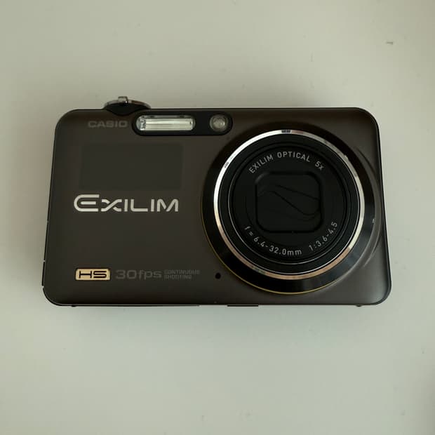 카시오 EXILIM EX-FC100
