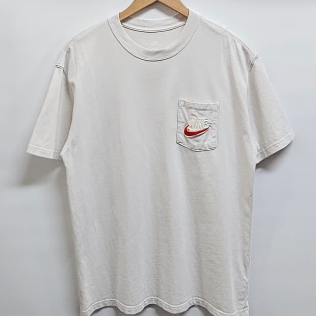 나이키 포켓 반팔티셔츠 L