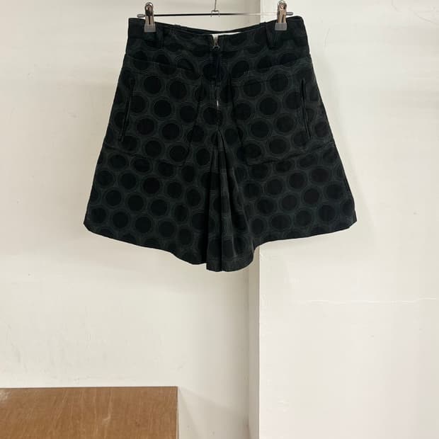 마르니 블랙 앤 그레이 원형 패턴 숏팬츠