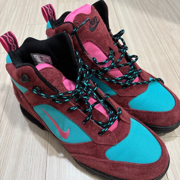 나이키 acg 미드