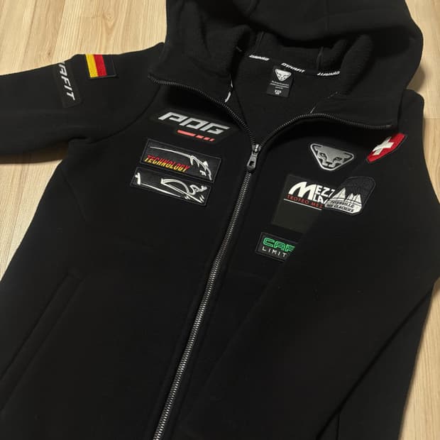 다이나핏 레플리카 후리스