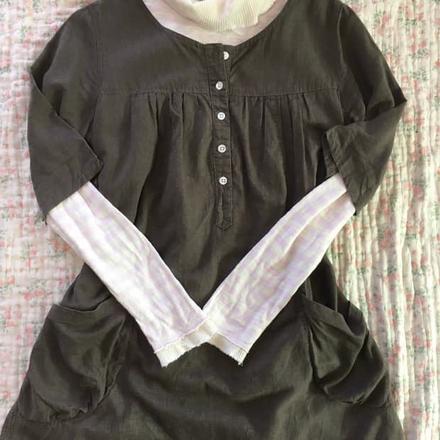 모릴 롱 블라우스+딸기우유 스트라이프 폴라 세트