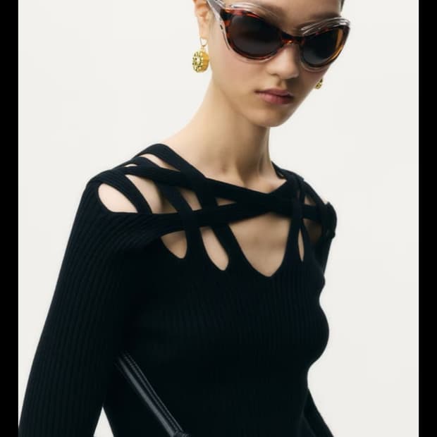 H&M 글렌마틴스 컷아웃 탑 L