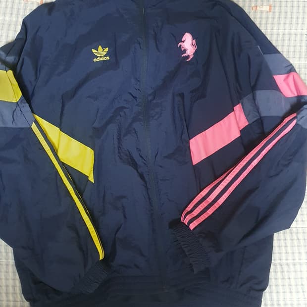 아디다스 유벤투스 바람막이