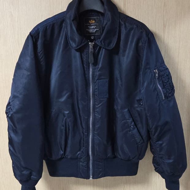 (착샷) 알파인더스트리 B15 ma1 봄버 자켓