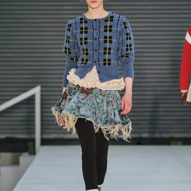 몰리고다드 22fw 데님 플라워 스커트