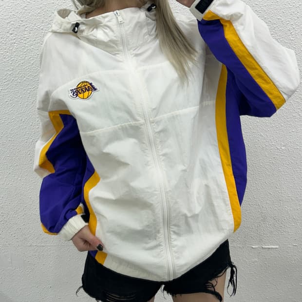 NBA 레이커스 퍼플배색 화이트 바람막이 M