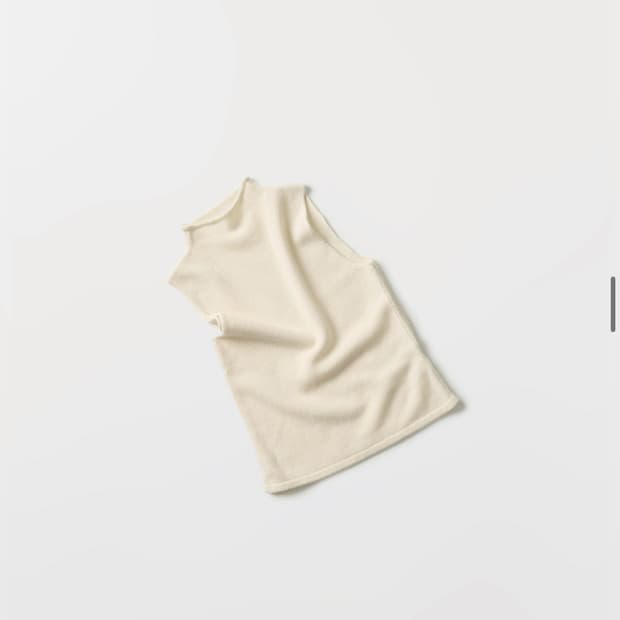 베르소 하이넥 캐시미어 탑 아이보리 새상품
