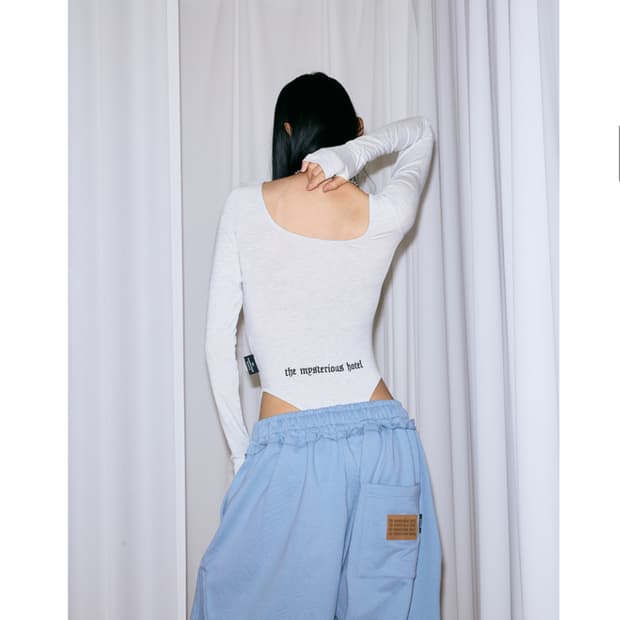 더미스테리어스호텔 바디수트 화이트