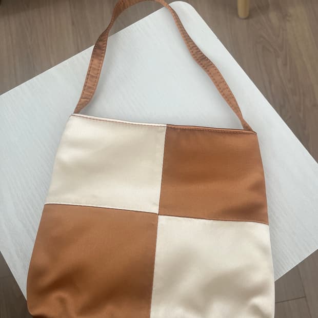 홈오브하이 hai 실크백