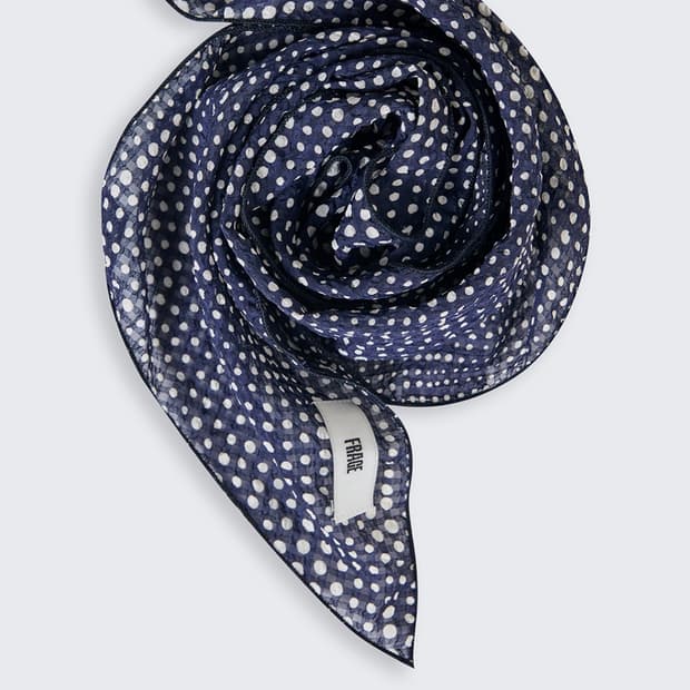 프라게 도트맨 스카프 - 네이비