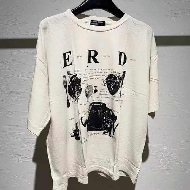 앙팡리쉬데프리메 My Role in The War 티셔츠 s