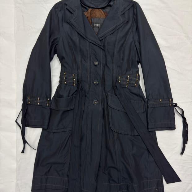 Ivisuto stud detail coat