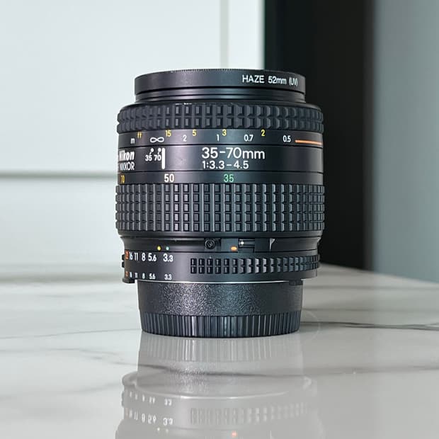 AF Nikkor 35-70mm f/3.3-4.5