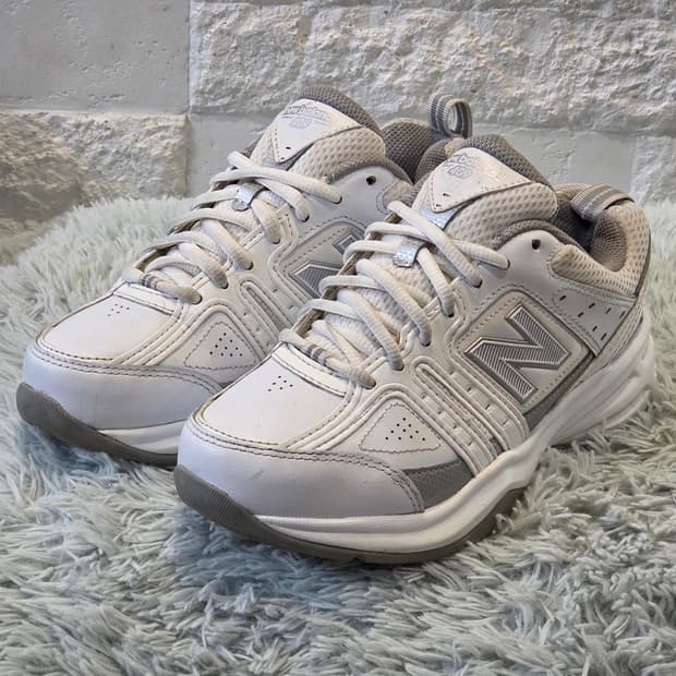 4a-27:뉴발란스 409 v2 화이트 트레이닝화(220)